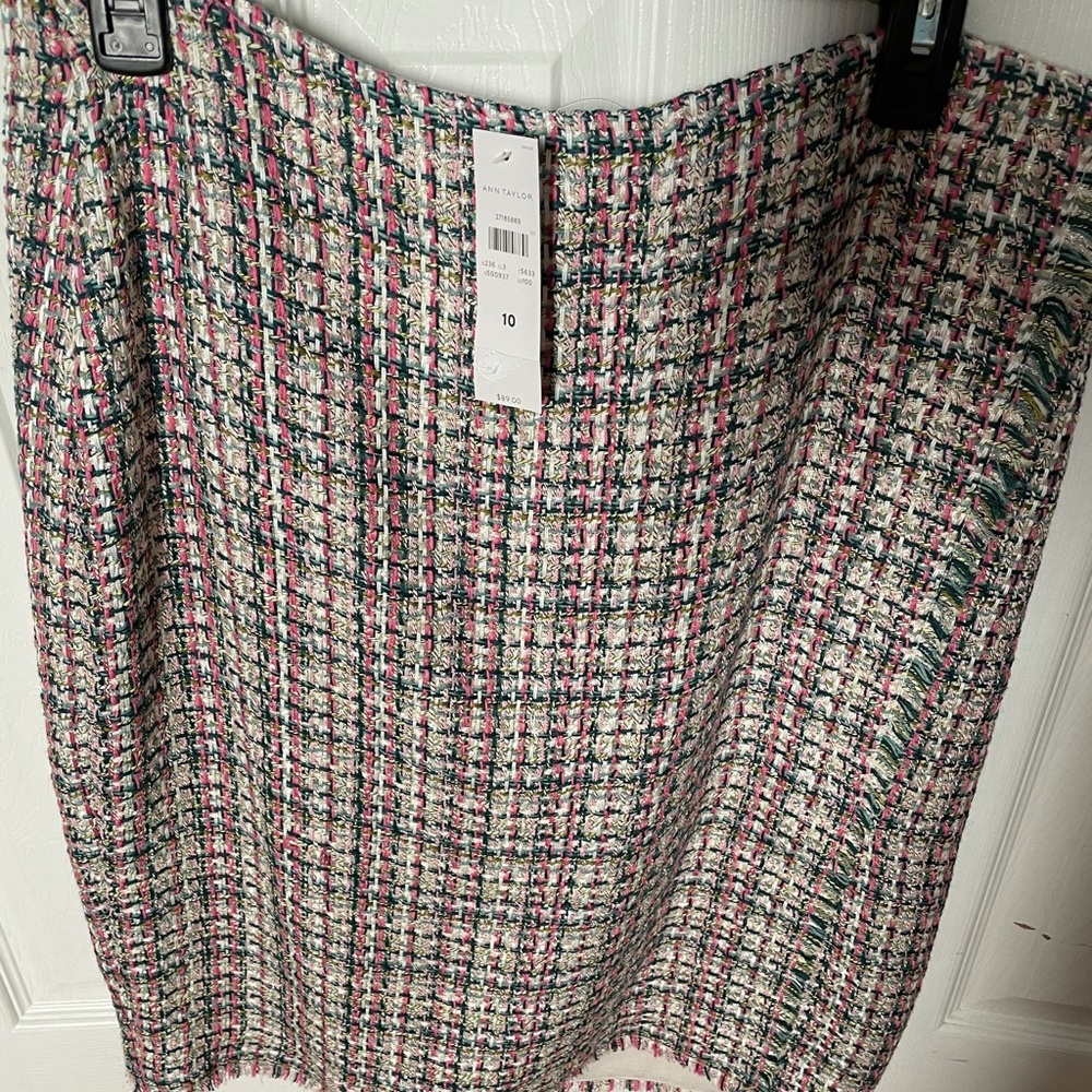 Ann Taylor skirt NEW
